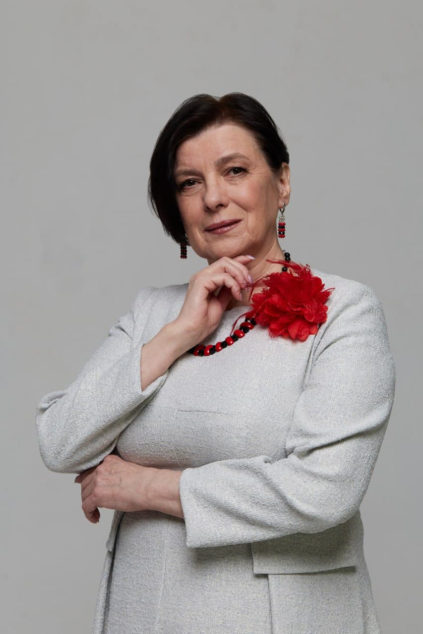 Елена Алякина
