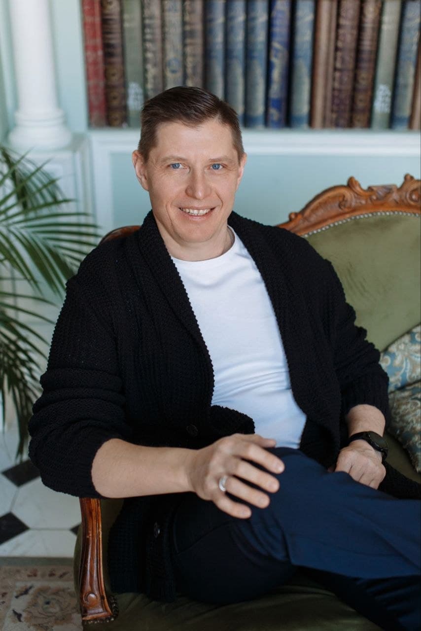 Дмитрий Елунин